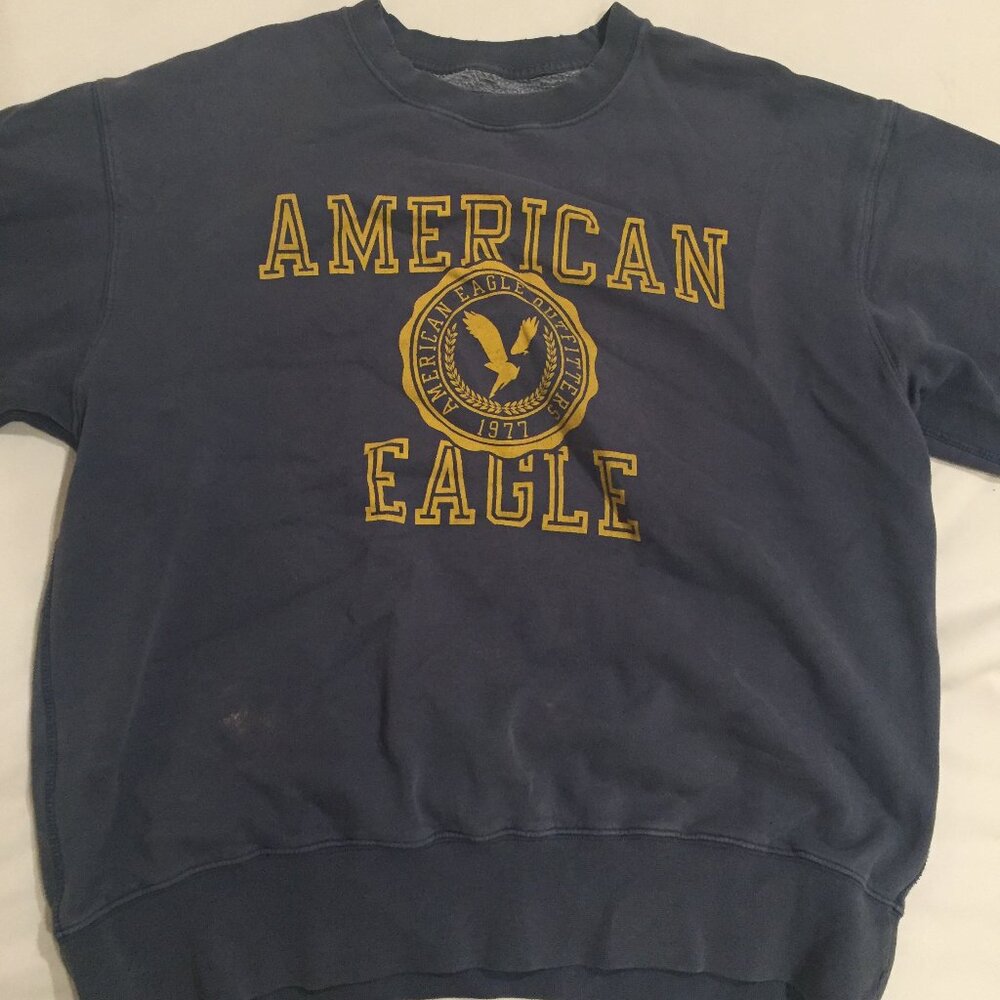 Over sized American eagle blue and yellow sweatshirt size M